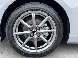 Mazda MX-5 RF Skyactiv-G 132 Exclusive-line
