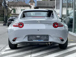 Mazda MX-5 RF Skyactiv-G 132 Exclusive-line