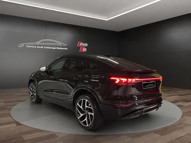 Audi SQ6 Sportback e-tron quattro