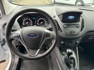 Ford Transit Courier 1.0 Basis