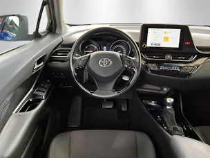 Toyota C-HR 2.0 VVTi HSD Trend