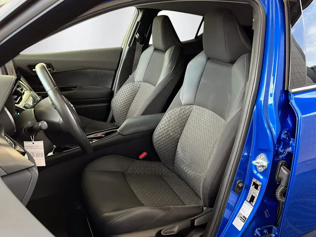 Toyota C-HR 2.0 VVTi HSD Trend