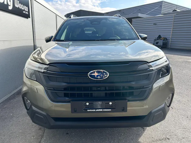 Subaru Forester Station 2.0i e-Boxer Swiss Plus