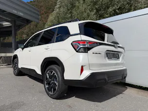 Subaru Forester Station 2.0i e-Boxer Swiss Plus