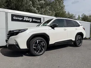 Subaru Forester Station 2.0i e-Boxer Swiss Plus