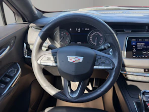 Fahrzeugbild CADILLAC XT4 2.0 T Sport AWD
