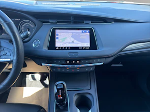 Fahrzeugbild CADILLAC XT4 2.0 T Sport AWD