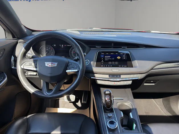 Cadillac XT4 2.0 T Sport AWD