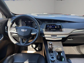 https://vehicle.imgix.net/4233944/c61fb87e-3e55-40a9-b152-0db0c1b60909.jpg