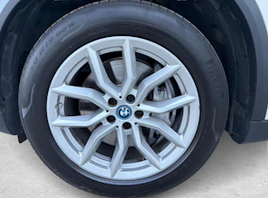 https://vehicle.imgix.net/4233947/2360bf32-cd6e-4d83-876e-2246b859f63c.jpg