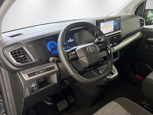 Toyota PROACE Verso L1 2.0 D Trend