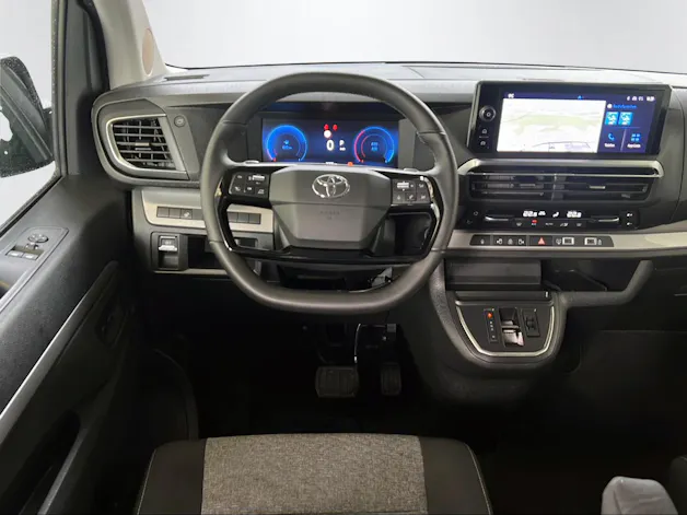 Toyota PROACE Verso L1 2.0 D Trend