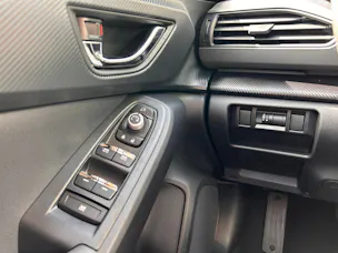 Subaru Crosstrek 2.0i e-Boxer Swiss Plus