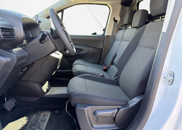 Fahrzeugbild 4 Fahrzeugbild 4