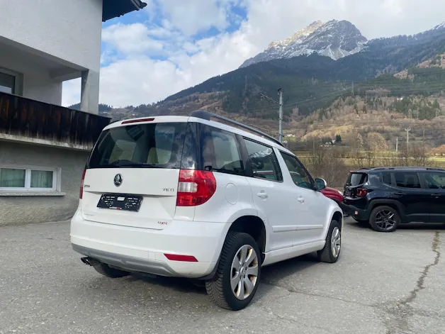 SKODA Yeti 1.8 TSI Active 4x4 DSG
