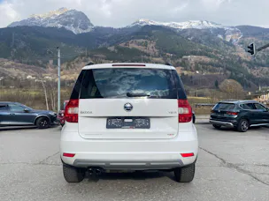 SKODA Yeti 1.8 TSI Active 4x4 DSG