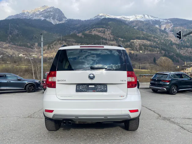 SKODA Yeti 1.8 TSI Active 4x4 DSG