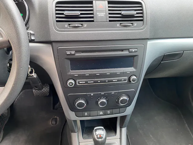 SKODA Yeti 1.8 TSI Active 4x4 DSG