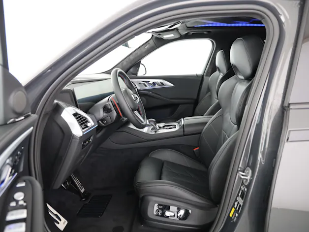 BMW XM 50e Plug-in Hybrid