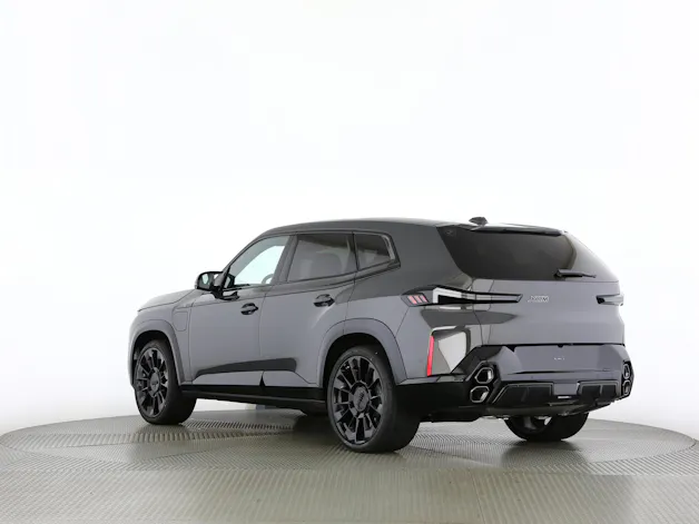 BMW XM 50e Plug-in Hybrid