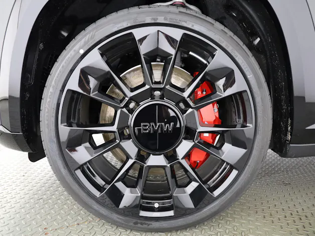 BMW XM 50e Plug-in Hybrid