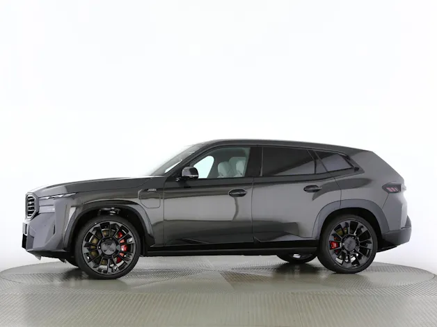 BMW XM 50e Plug-in Hybrid