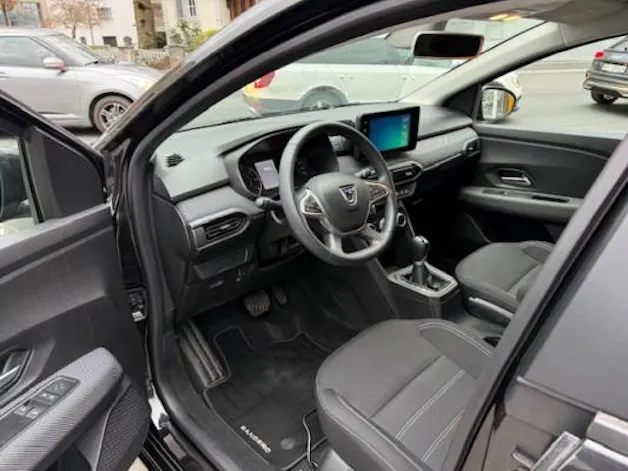 Dacia Sandero 90 Comfort CVT