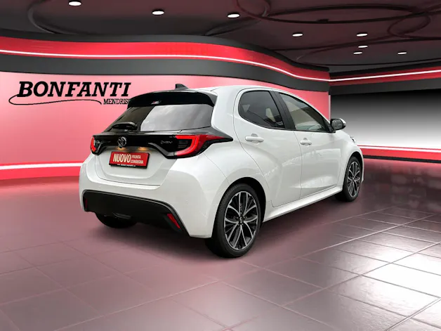 Toyota Yaris 1.5 VVT-i HSD Trend