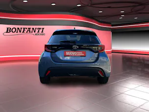 Toyota Yaris 1.5 VVT-i HSD Trend