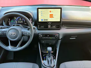 Toyota Yaris 1.5 VVT-i HSD Trend