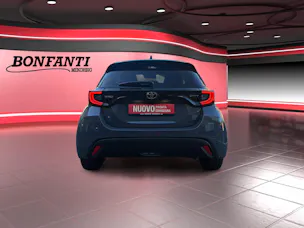 Toyota Yaris 1.5 VVT-i HSD Trend