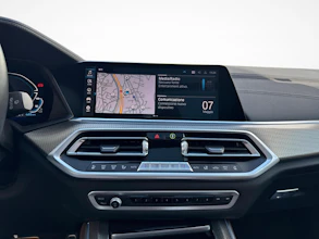 https://vehicle.imgix.net/4234146/efbe533d-5a6a-414b-800d-da9366bfbde7.jpg
