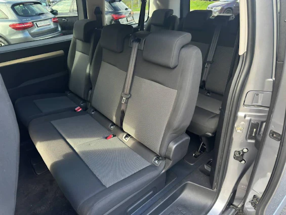 Fahrzeugbild 8 Fahrzeugbild 8