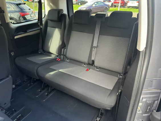 Fahrzeugbild 9 Fahrzeugbild 9