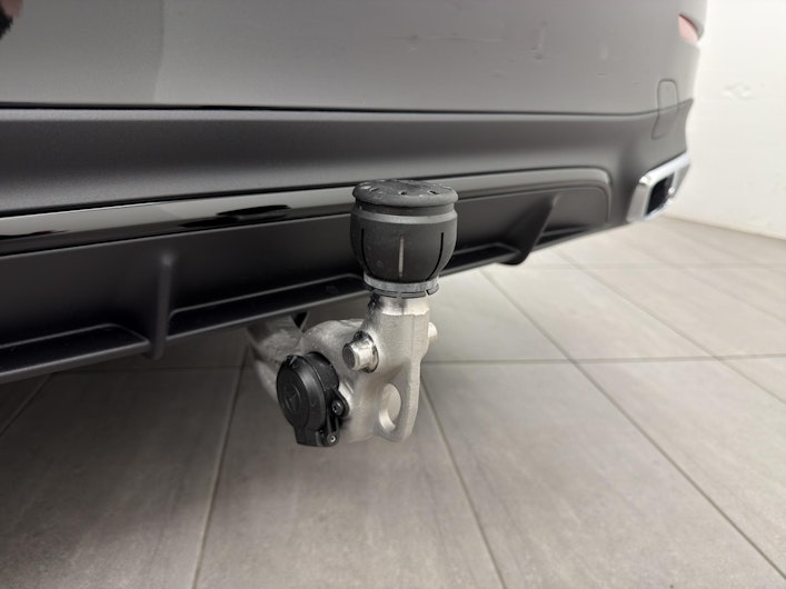 image du véhicule MERCEDES-BENZ E 220