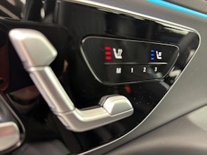 image du véhicule MERCEDES-BENZ E 220 d AMG Line 4matic