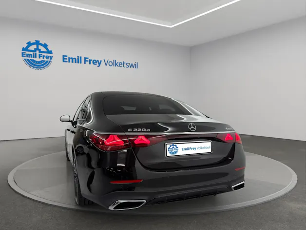 Mercedes-Benz E 220 d AMG Line 4matic