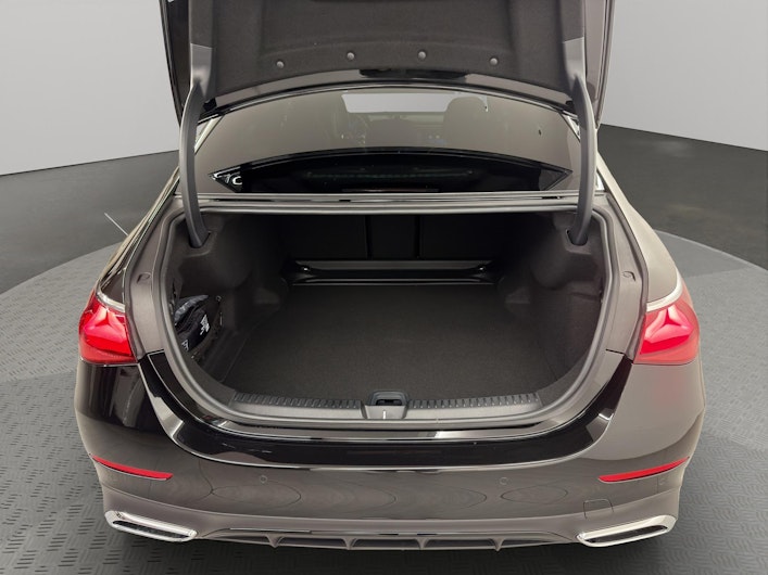 image du véhicule MERCEDES-BENZ E 220