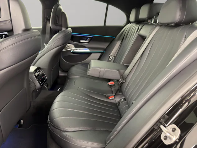 Mercedes-Benz E 220 d AMG Line 4matic