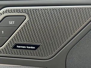 BMW X1 20d xDrive paddles