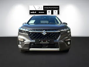 Suzuki S-Cross 1.5 Compact Top Hybrid 4x4