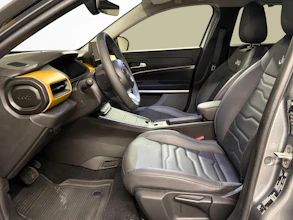 https://vehicle.imgix.net/4234345/9a9650a0-4c7a-4dc9-a7fc-1f45c700d2b7.jpg