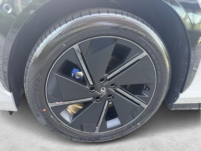 image du véhicule LEXUS RZ
