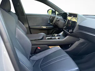 Lexus RZ 550e F Sport