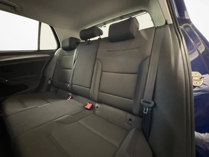 Fahrzeugbild VW GOLF
