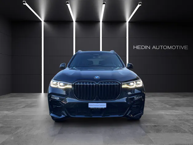 BMW X7 M50i