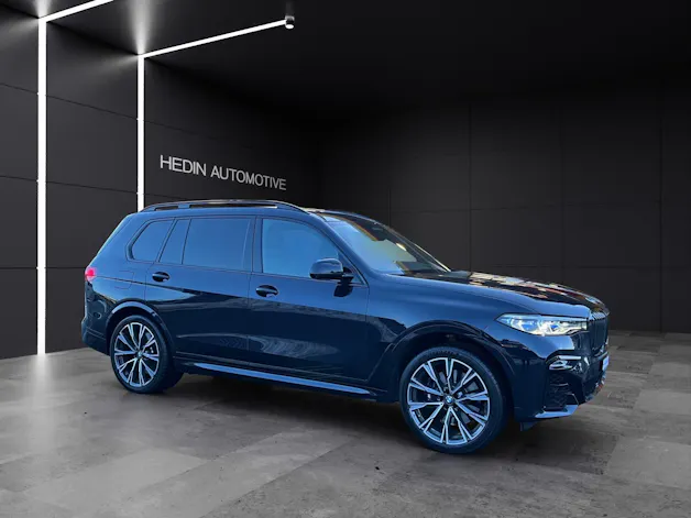 BMW X7 M50i