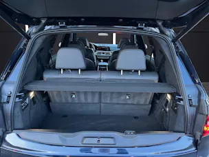 BMW X7 M50i
