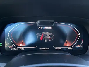 BMW X7 M50i