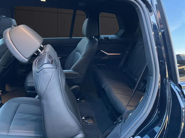 BMW X7 M50i